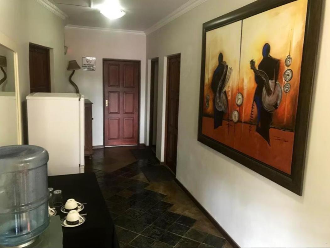 Africa Footprints Lodge Kempton Park Kültér fotó